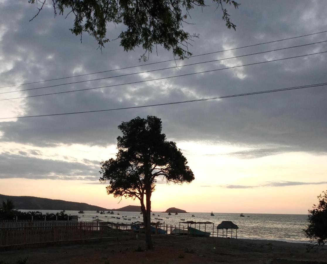 Hospedaje Algarrobo Machalilla Εξωτερικό φωτογραφία